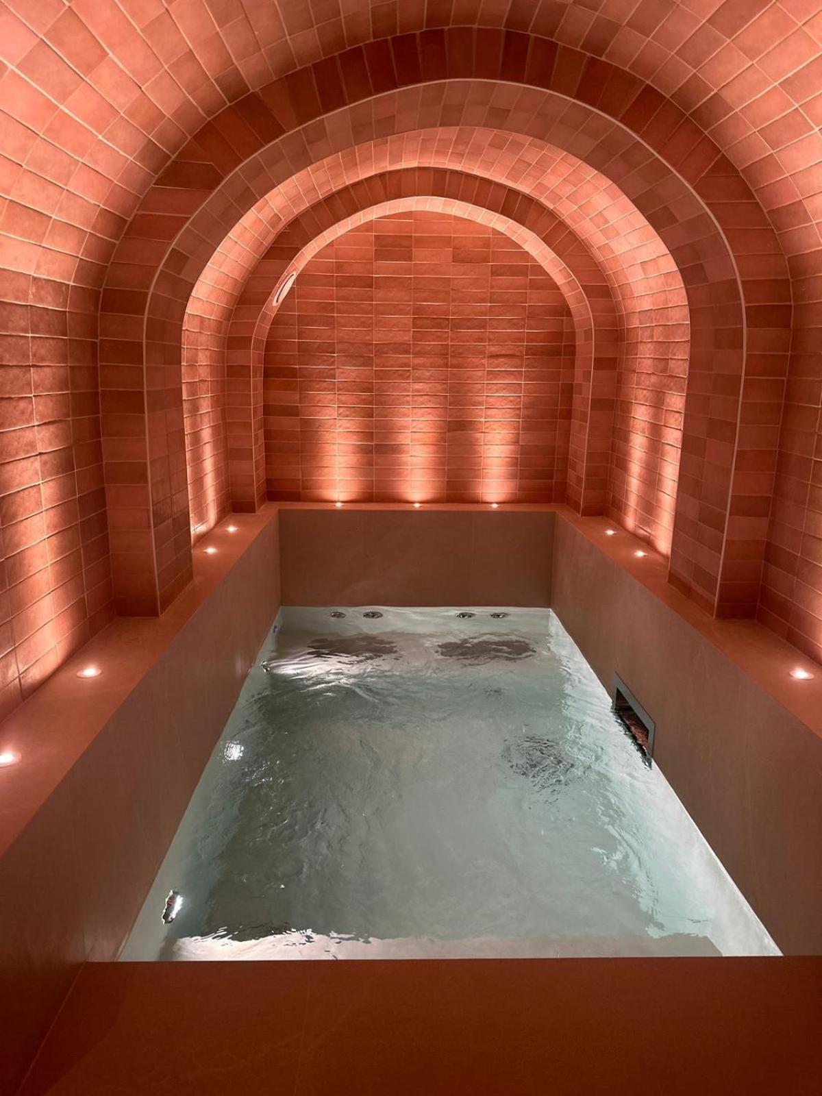 Hotel Ginette A La Folie & Spa باريس المظهر الخارجي الصورة